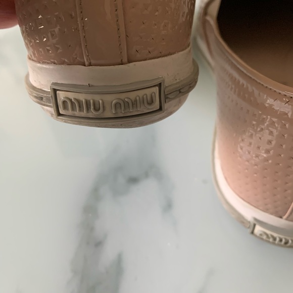 Miu Miu | Textured Leather Loafers w/ Metal Cap Toe - Picture 8 of 16